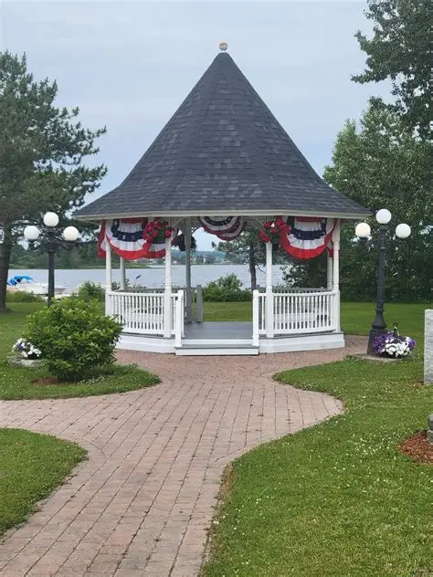 Gazebo in St. Agatha overlooking the lake